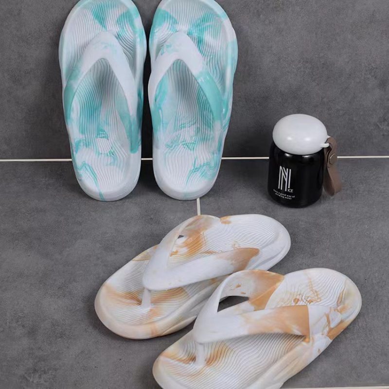 Flip-flops Herre Sommer Ny Streamer Gradient Blandet Farge Tykk Bunn Trendy Myk Sklisikre Sandaler Tøfler Sko