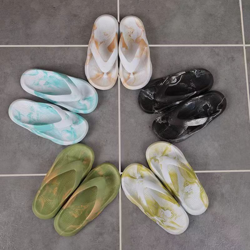 Flip-flops Herre Sommer Ny Streamer Gradient Blandet Farge Tykk Bunn Trendy Myk Sklisikre Sandaler Tøfler Sko