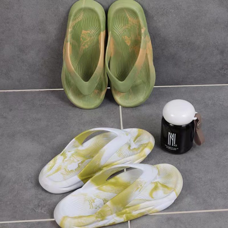 Flip-flops Herre Sommer Ny Streamer Gradient Blandet Farge Tykk Bunn Trendy Myk Sklisikre Sandaler Tøfler Sko