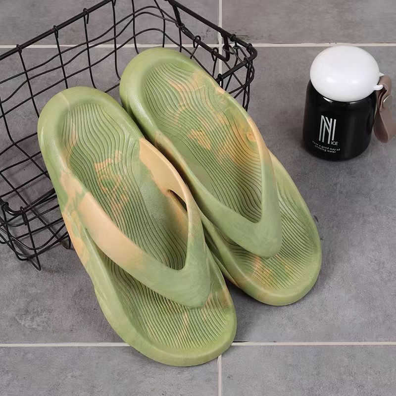 Flip-flops Herre Sommer Ny Streamer Gradient Blandet Farge Tykk Bunn Trendy Myk Sklisikre Sandaler Tøfler Sko