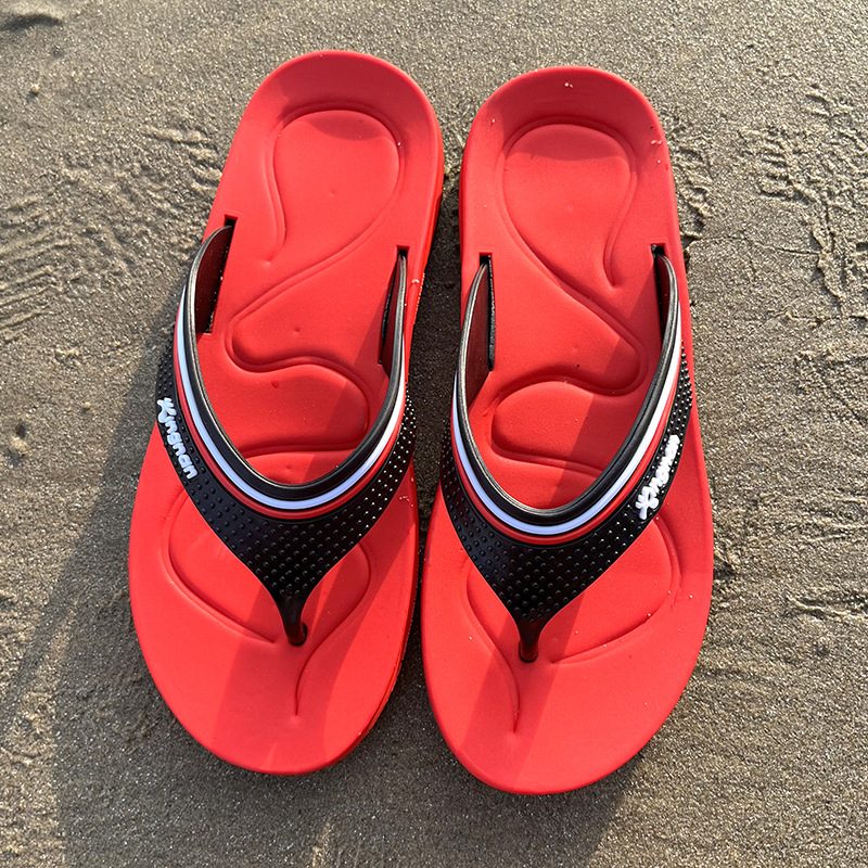 Flip Flops Sommer Sklisikre Slitesterke Fritidssandaler Tøfler Herretøfler Personlige Strandsko