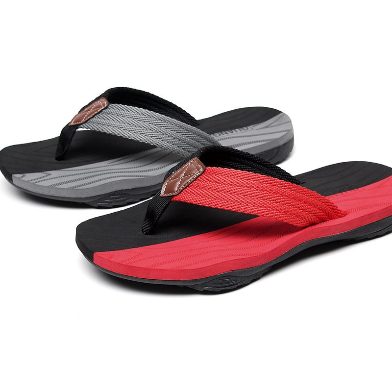 Nye Sommerflip Flops Herre Utendørs Strandsandaler Tøfler Sko Trend Sklisikre Sandaler