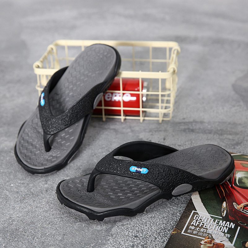 Sommer Sklisikre Flip-flop Sandaler Tøfler Uformell Personlighet Flip-flops Menn Utendørs Strand Tidevann Drag