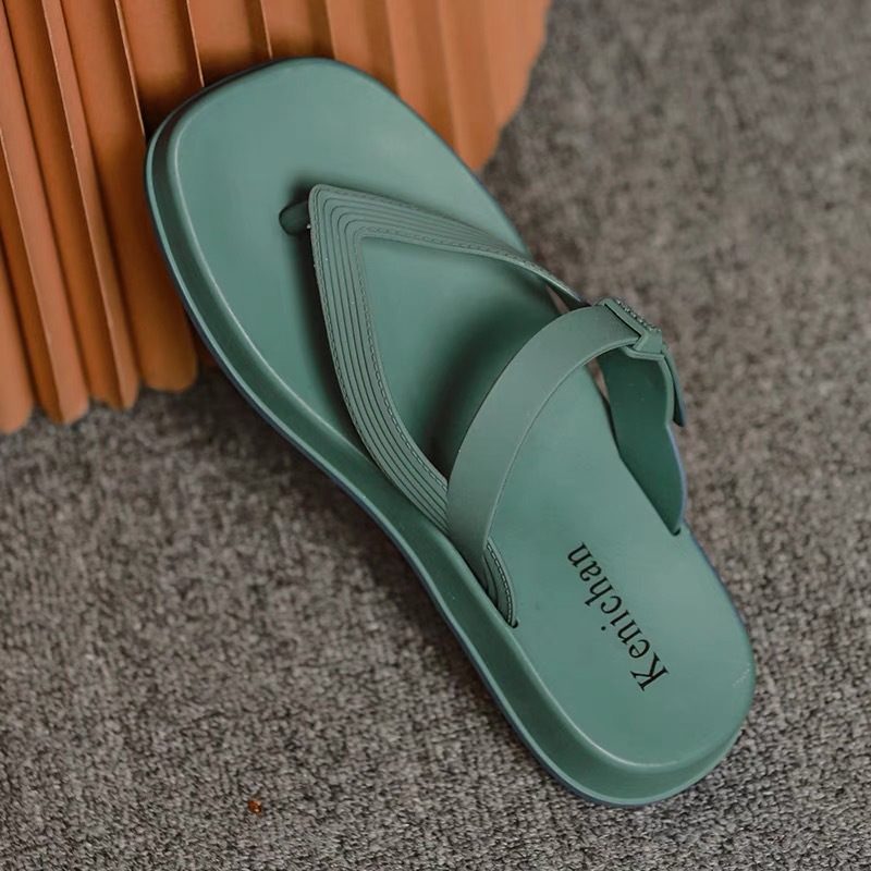 2024 Nye Flip-flops For Kvinner Sommer Strandsandaler Tøfler Med Mellomhæl Damesko Med Tykke Såler