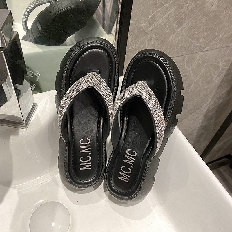 Rhinestone Tykk Bunn Flip Flops Kvinners Sommer 2024 Ny Mote Klype Plattform Sandaler Tøfler Går Ut For Å Øke Høyden