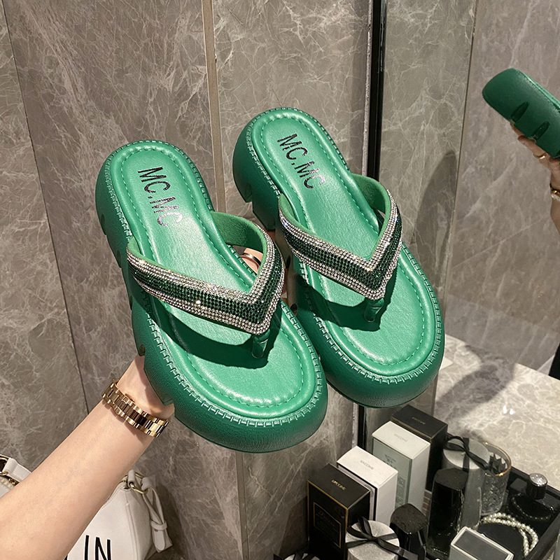 Rhinestone Tykk Bunn Flip Flops Kvinners Sommer 2024 Ny Mote Klype Plattform Sandaler Tøfler Går Ut For Å Øke Høyden