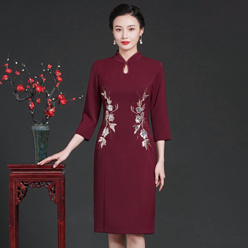 2024 Edel Og Verdig Cheongsam Forbedret Brodert Kjole Todelt Sett