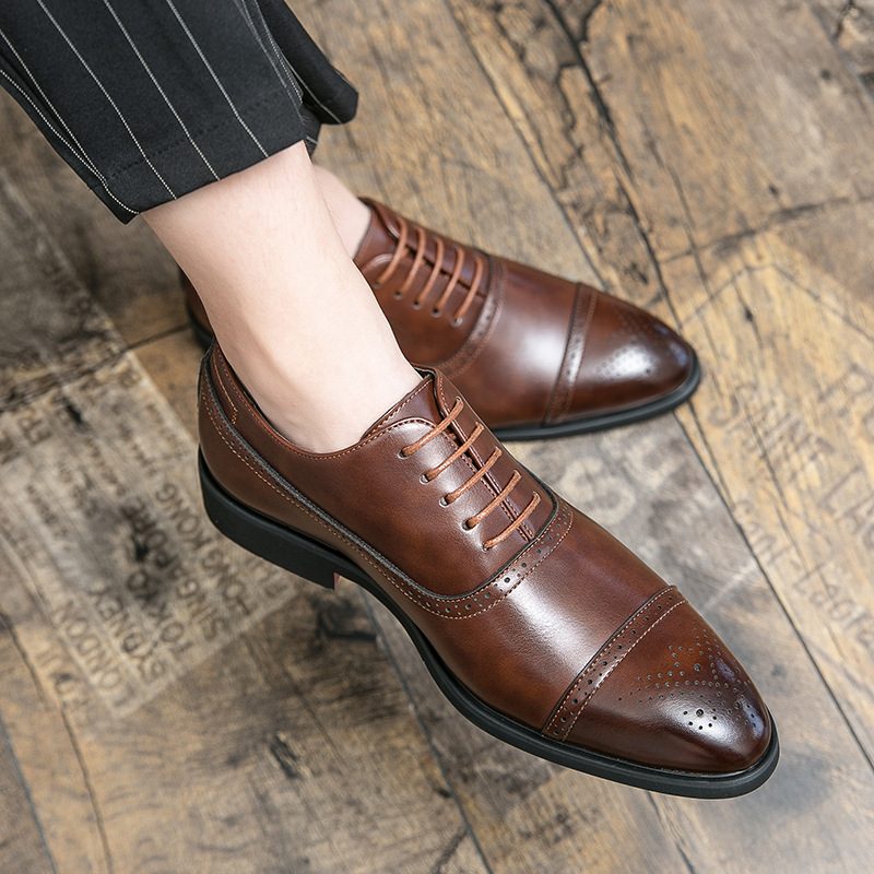 Plus Size Business Casual Oxford Sko Menns Svarte Menn Kjole Sko Mote Brogues Utskårne Sko Bryllup Sko