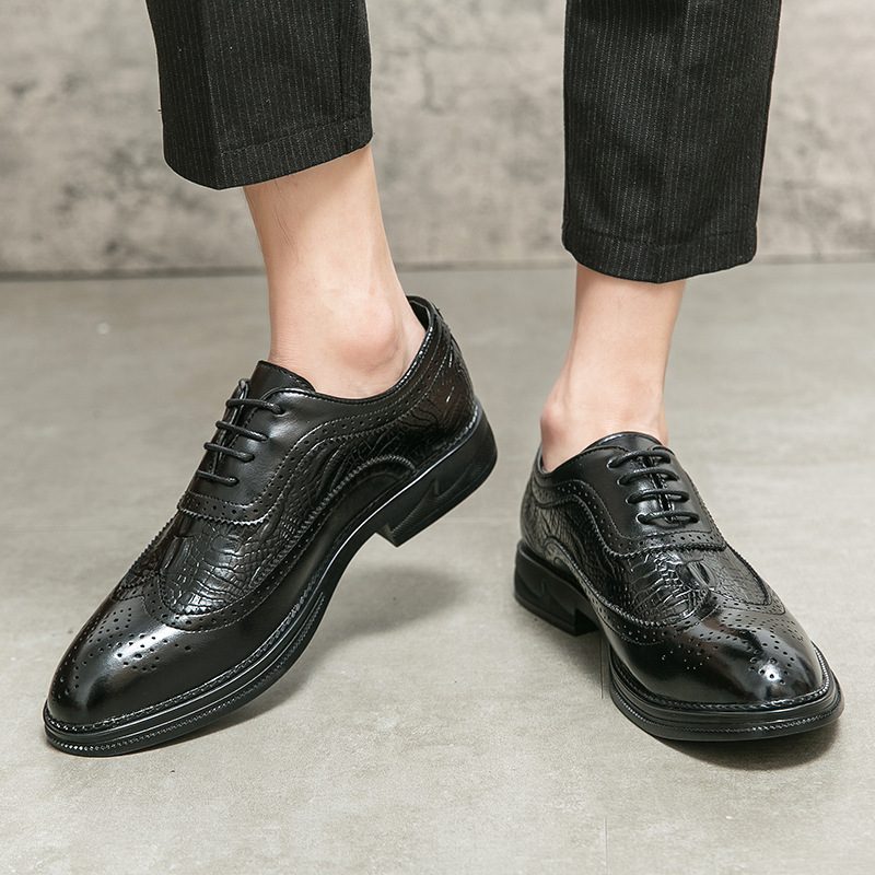 Plus Size Business Menn Fritidskjole Sko 46 Størrelse Høst Gentleman Brogue Sko Kjole Sko Trendy Dress Sko