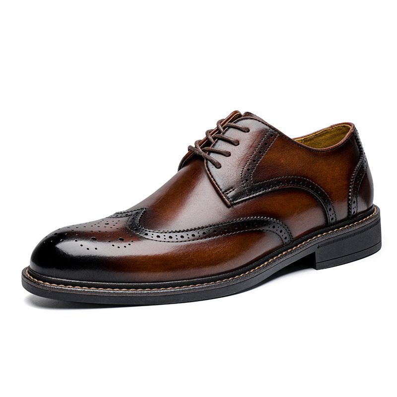 Våren Nye Menns Kjole Sko Skinn Business Casual Myke Såler Menn Dress Sko Håndlagde Brogue Sko Bryllup Sko