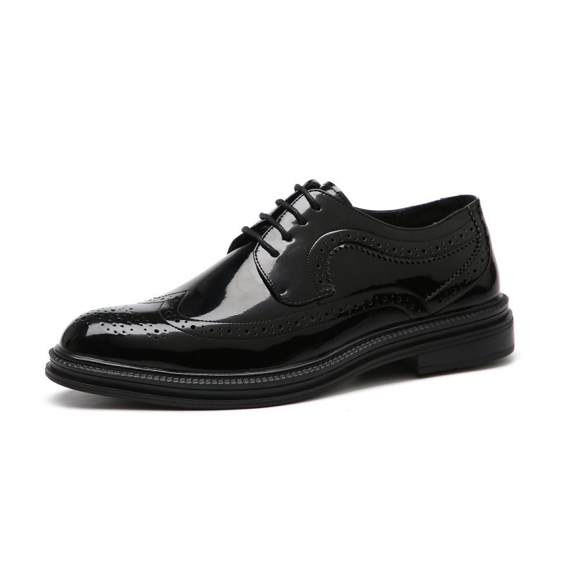 2024 Nye Menn Business Casual Brogue Sko Kjole Sko Lyst Skinn Hvit Svart Dress Sko