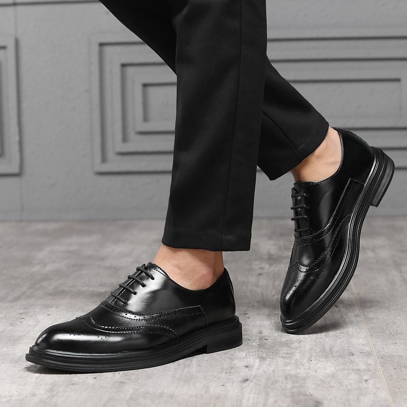 Høst Menns Kjole Sko Spisse Tå Sko Menn Brogue Sko Trend Sko Ungdom Business Casual Dress Sko