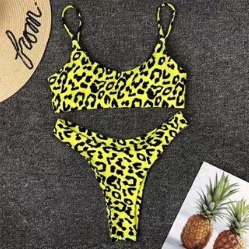 Sexy Leopard Bikini Badetøy Stock Rett Hår